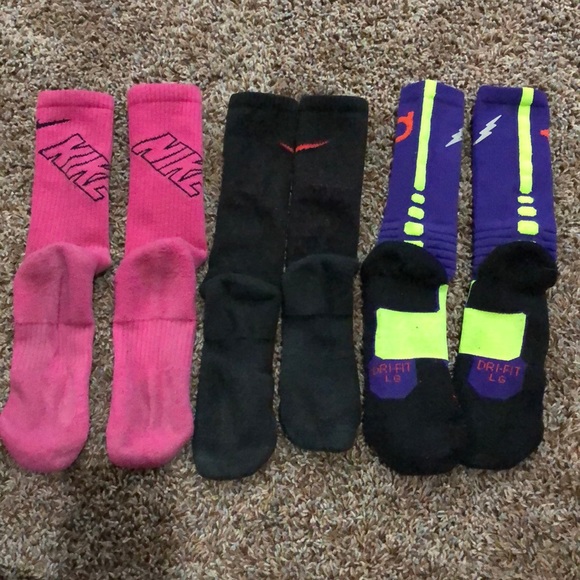 Nike socks, in good condition, size Large - Picture 3 of 4